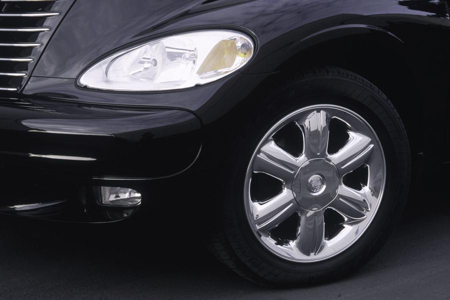 Детали экстерьера Chrysler PT Cruiser 2001 года  (фото 129 из 141)